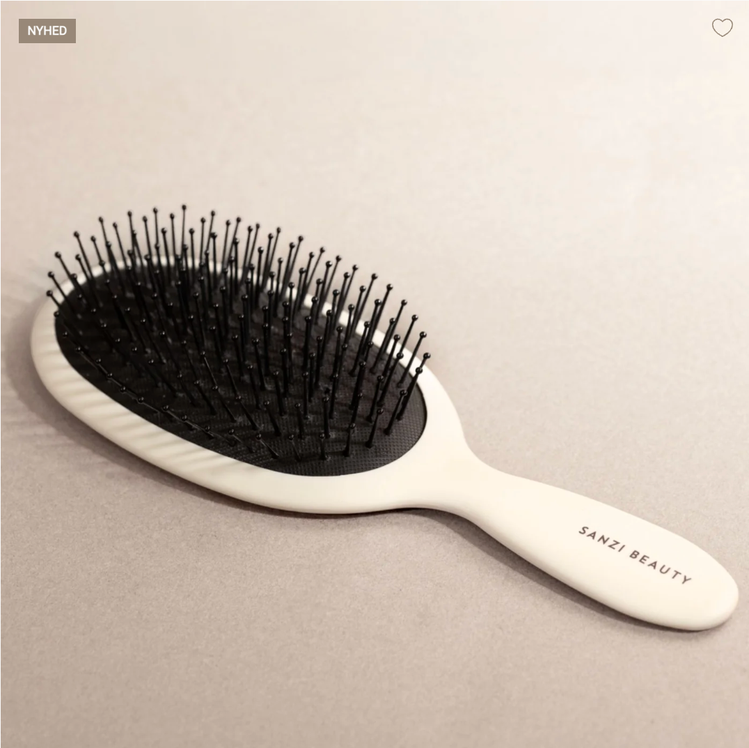 Sanzi Beauty - DETANGLING PADDLE BRUSH